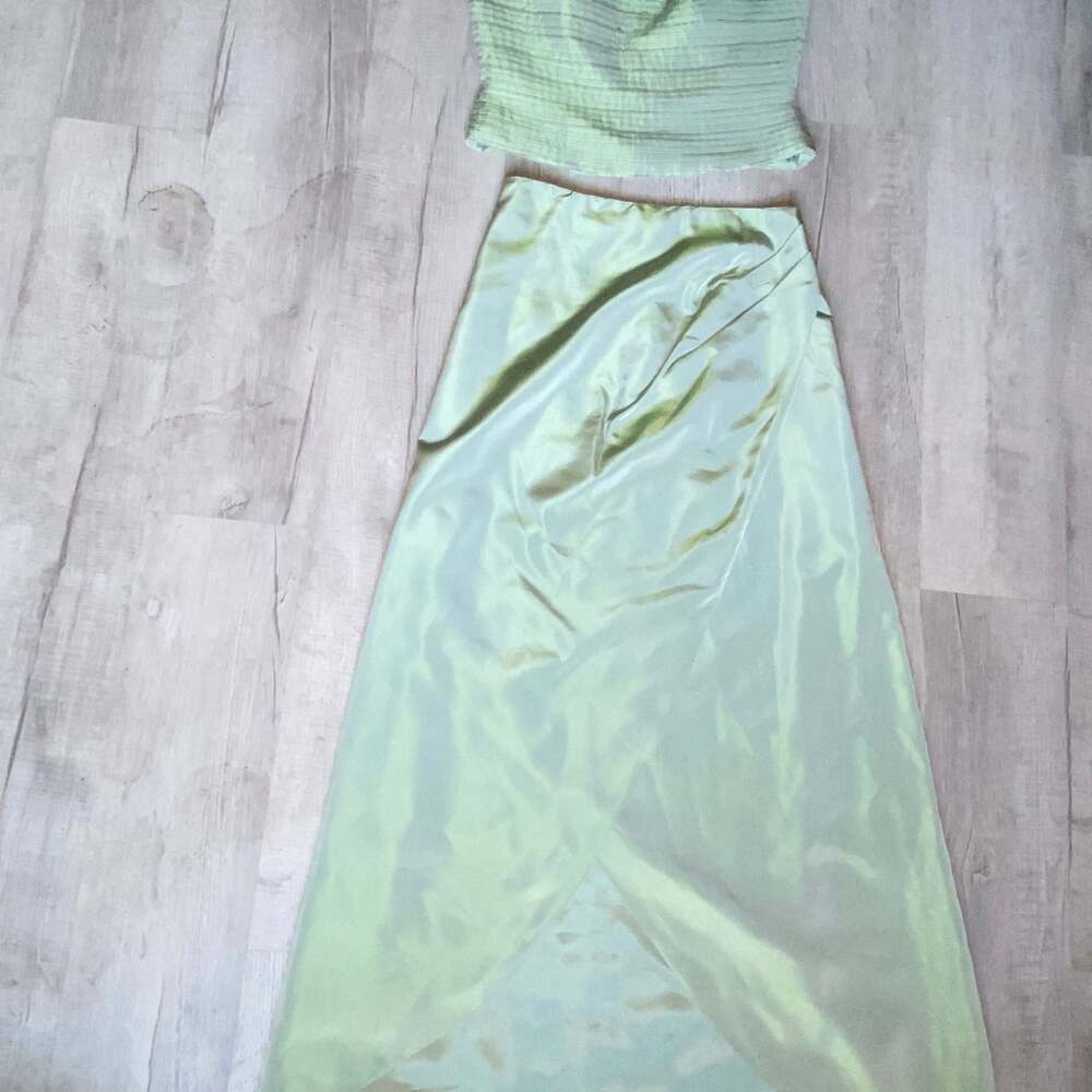 Vtg VIE by Victoria Royal Glam Green Hand Beaded Sleeveless Blouse